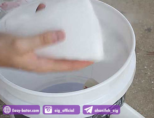 یخ خشک و آب داغ یخ خشک و آب داغ